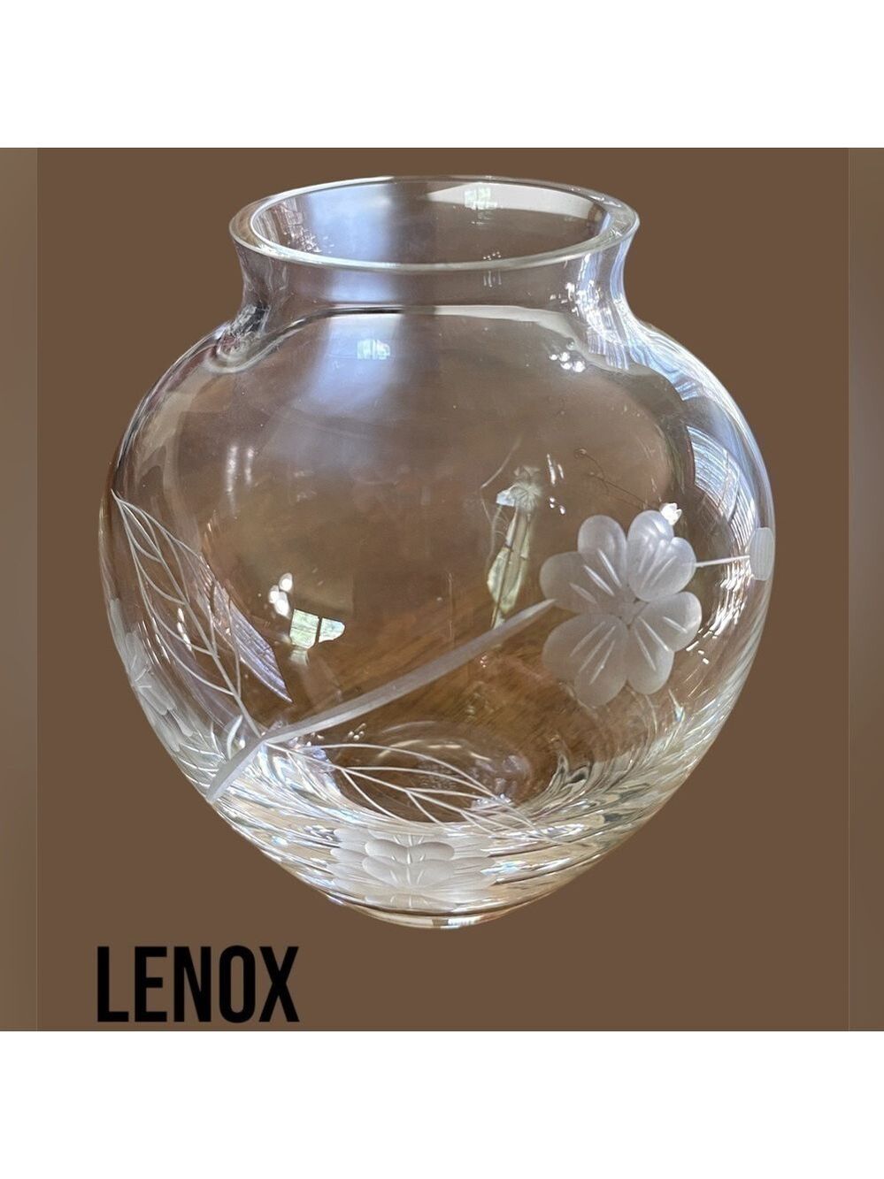 Lenox USA-bud vase 5”x4” lead crystal w/etched floral, vine, leaves. Beautiful!